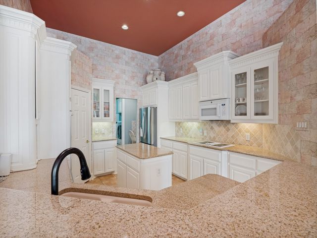 3204 Thorne Hill Court, Richardson, TX 75082