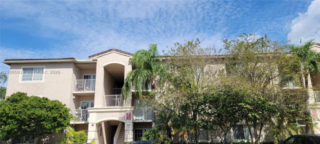 5001 Wiles Rd 207, Coconut Creek, FL 33073