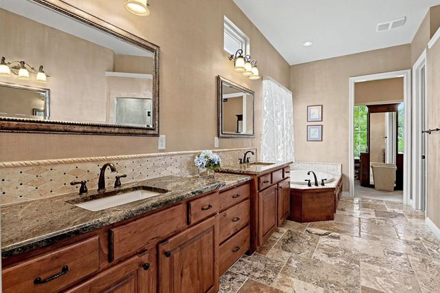 1610 N Graystone, Wichita, KS 67230