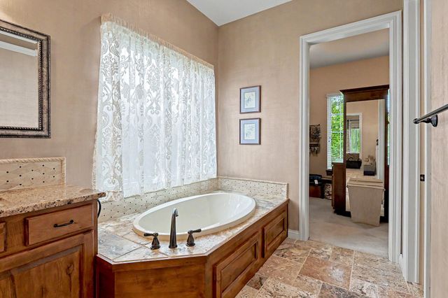 1610 N Graystone, Wichita, KS 67230