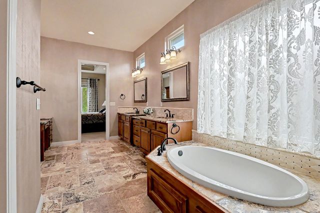 1610 N Graystone, Wichita, KS 67230