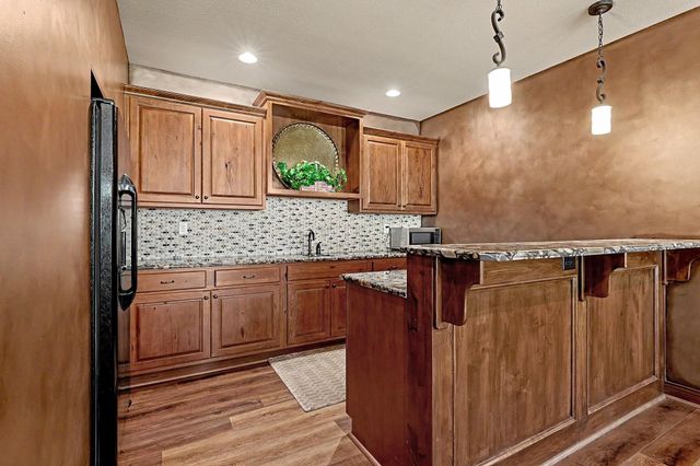 1610 N Graystone, Wichita, KS 67230