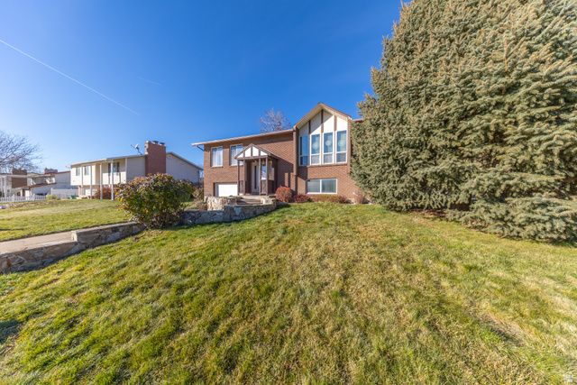 75 E MONTICELLO DR, Kaysville, UT 84037