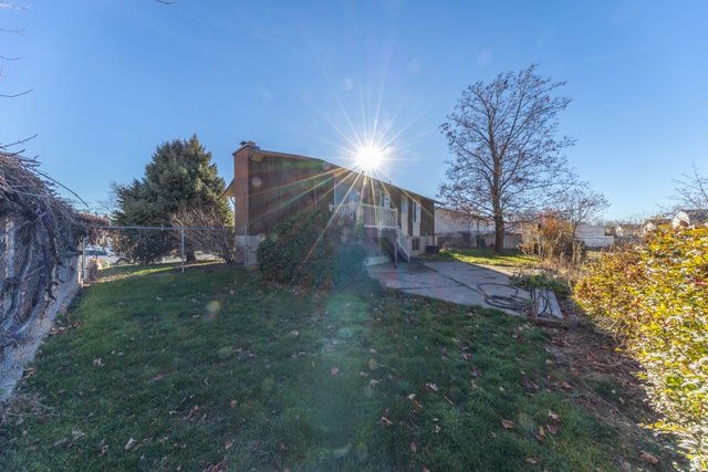 75 E MONTICELLO DR, Kaysville, UT 84037