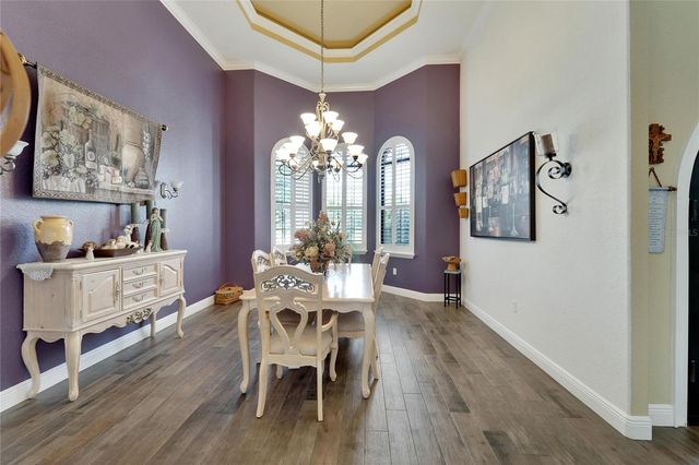 304 HAWK TALON DRIVE, Lithia, FL 33547