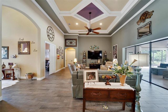 304 HAWK TALON DRIVE, Lithia, FL 33547