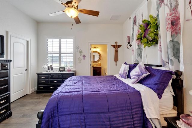 304 HAWK TALON DRIVE, Lithia, FL 33547