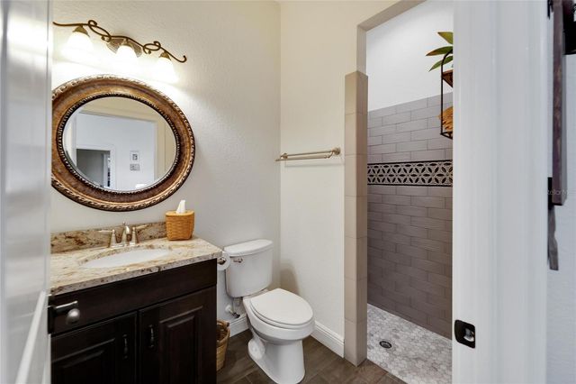 304 HAWK TALON DRIVE, Lithia, FL 33547