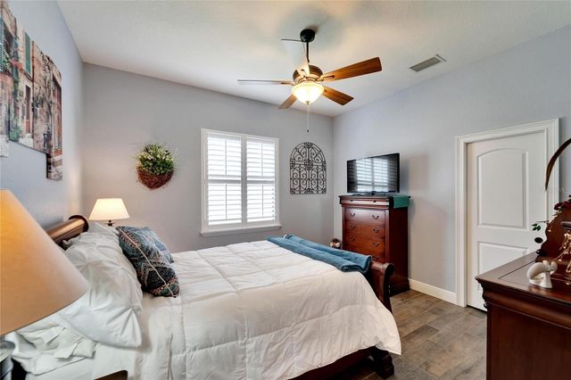 304 HAWK TALON DRIVE, Lithia, FL 33547