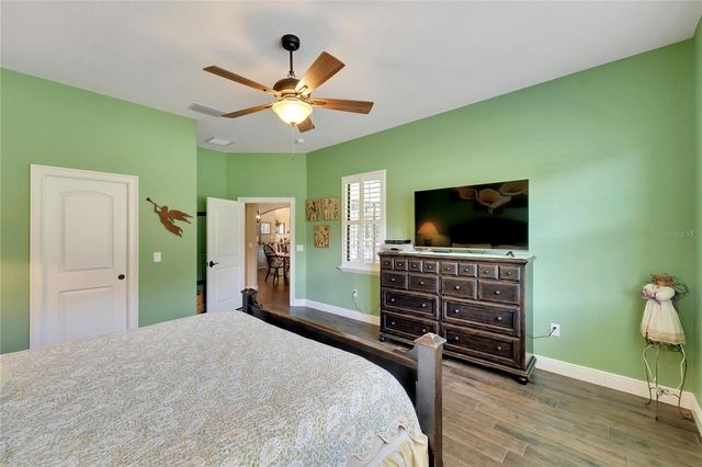 304 HAWK TALON DRIVE, Lithia, FL 33547