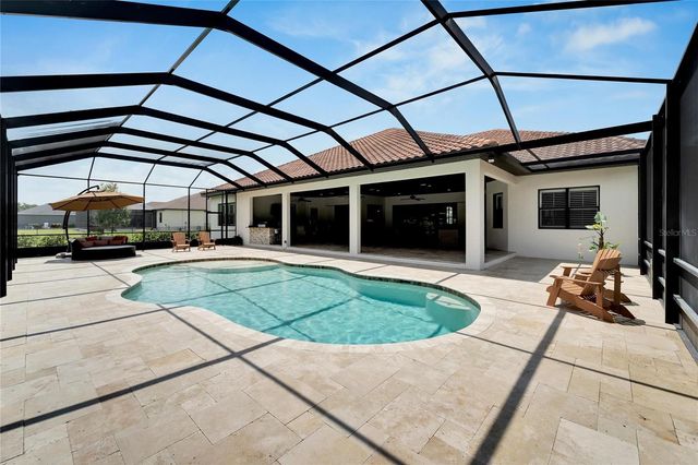 304 HAWK TALON DRIVE, Lithia, FL 33547