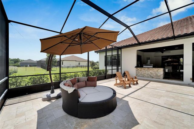 304 HAWK TALON DRIVE, Lithia, FL 33547