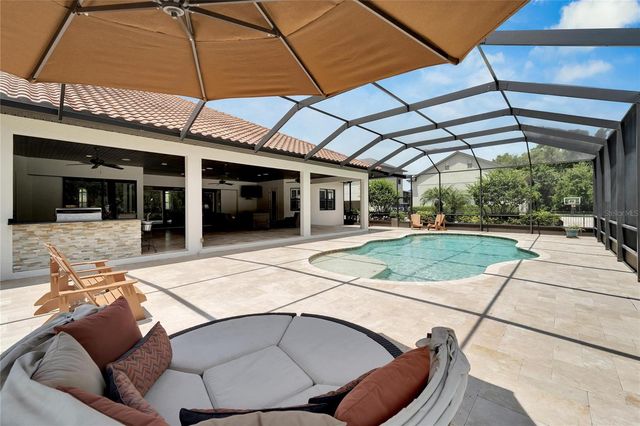 304 HAWK TALON DRIVE, Lithia, FL 33547