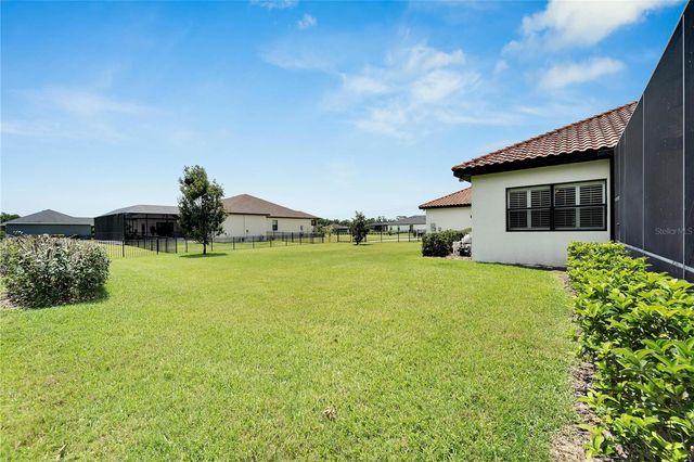 304 HAWK TALON DRIVE, Lithia, FL 33547