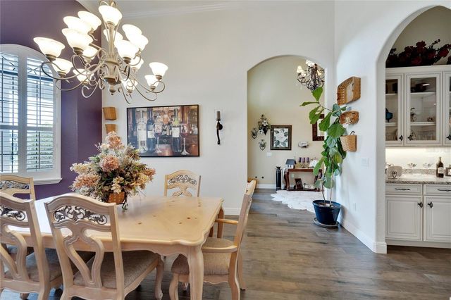 304 HAWK TALON DRIVE, Lithia, FL 33547