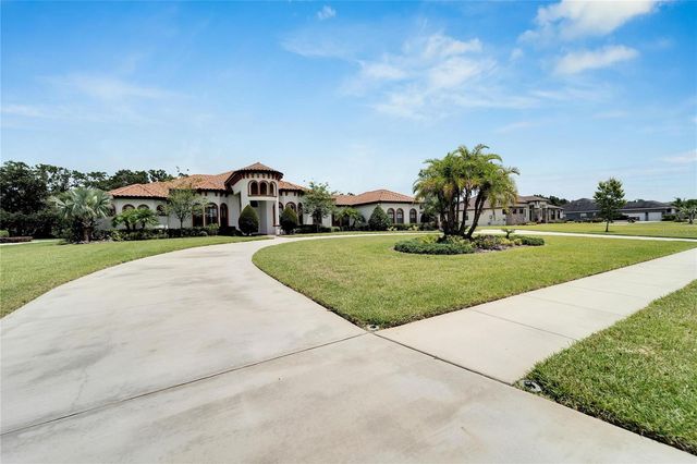 304 HAWK TALON DRIVE, Lithia, FL 33547