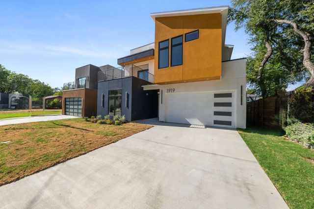1919 Nomas Street, Dallas, TX 75212