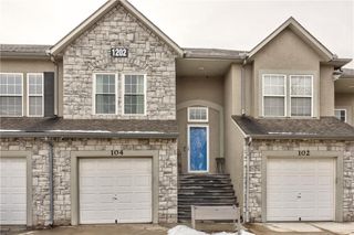 1202 N Martway Drive 104, Olathe, KS 66061