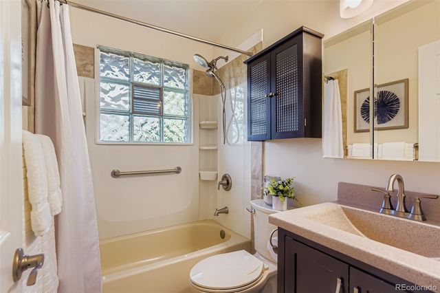 6895 S Webster Street, Littleton, CO 80128