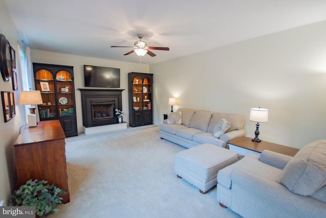 567 RIVANNA RUN, Falling Waters, WV 25419