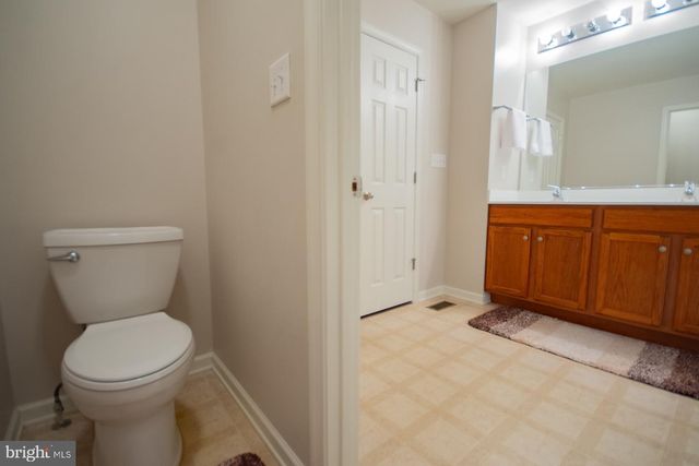 567 RIVANNA RUN, Falling Waters, WV 25419