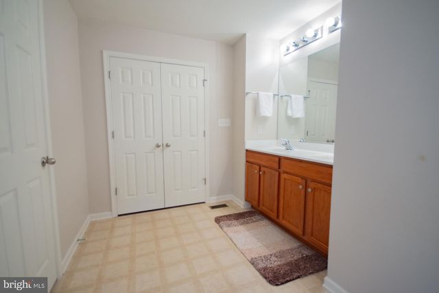 567 RIVANNA RUN, Falling Waters, WV 25419