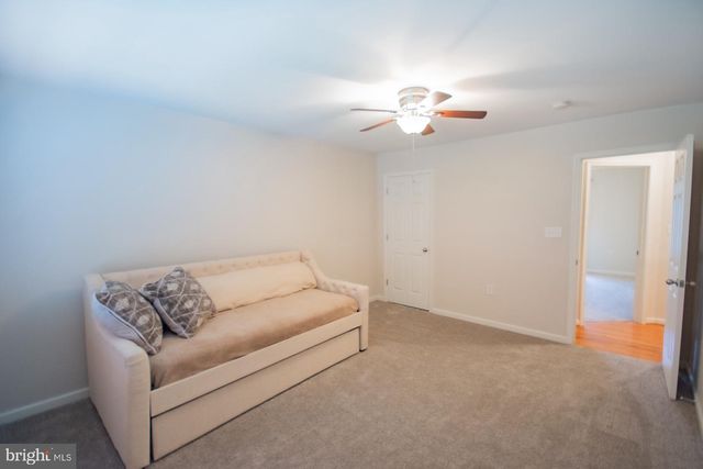 567 RIVANNA RUN, Falling Waters, WV 25419