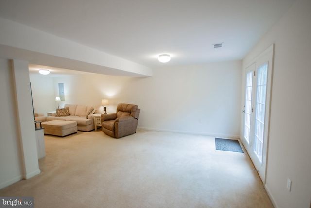 567 RIVANNA RUN, Falling Waters, WV 25419