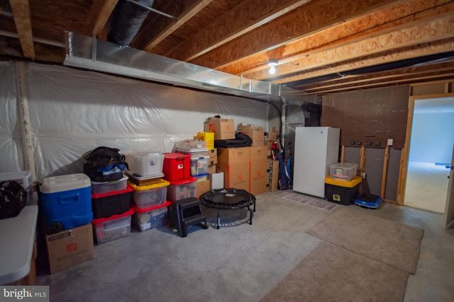 567 RIVANNA RUN, Falling Waters, WV 25419
