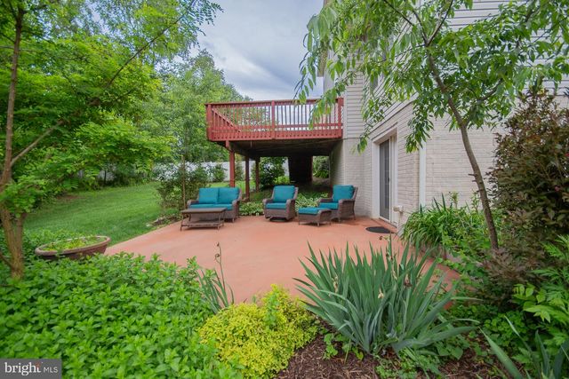 567 RIVANNA RUN, Falling Waters, WV 25419