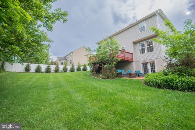 567 RIVANNA RUN, Falling Waters, WV 25419