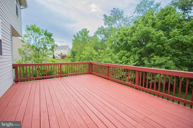 567 RIVANNA RUN, Falling Waters, WV 25419