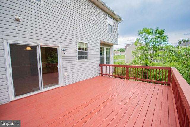 567 RIVANNA RUN, Falling Waters, WV 25419