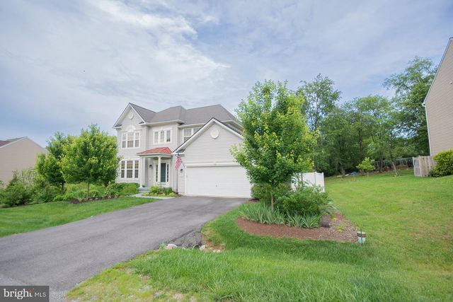 567 RIVANNA RUN, Falling Waters, WV 25419
