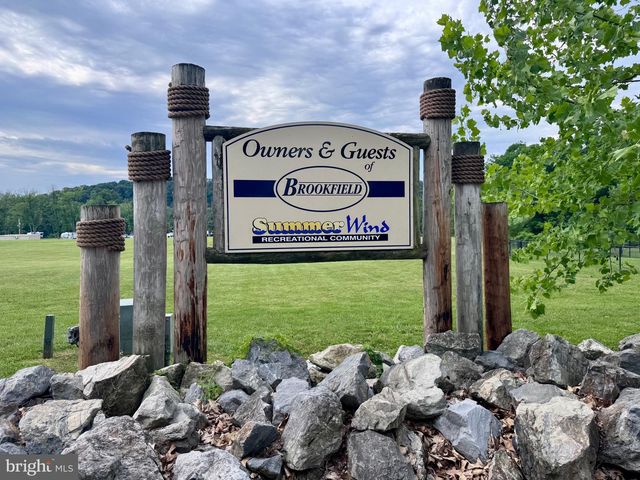 567 RIVANNA RUN, Falling Waters, WV 25419
