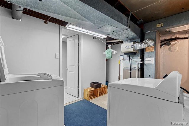 30124 Garry Avenue, Madison Heights, MI 48071