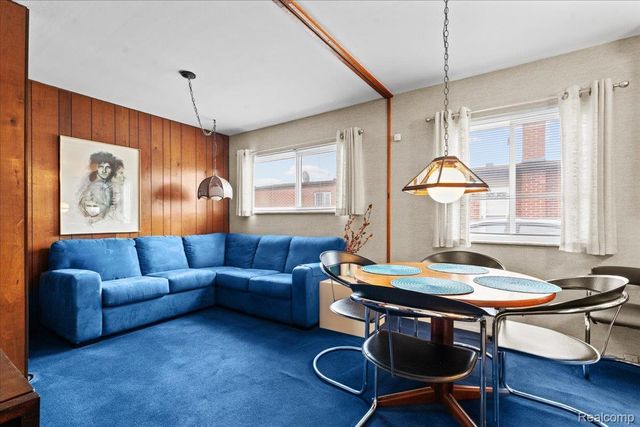 30124 Garry Avenue, Madison Heights, MI 48071