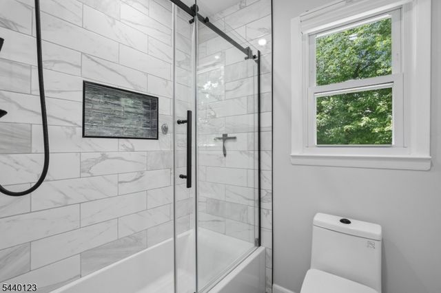 22 Woodhaven Rd, Parsippany-troy Hills Twp., NJ 07054