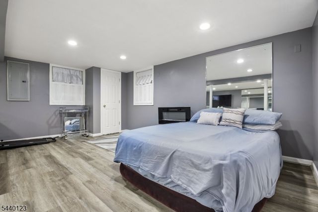 22 Woodhaven Rd, Parsippany-troy Hills Twp., NJ 07054