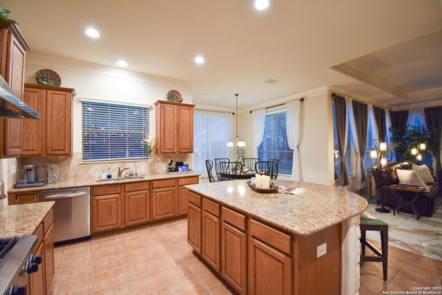 8803 Cherokee, Garden Ridge, TX 78266