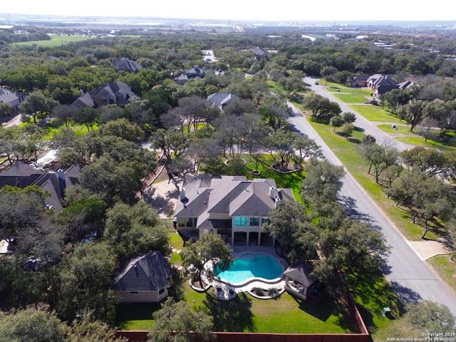 8803 Cherokee, Garden Ridge, TX 78266