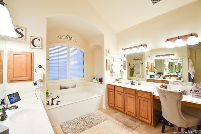 8803 Cherokee, Garden Ridge, TX 78266