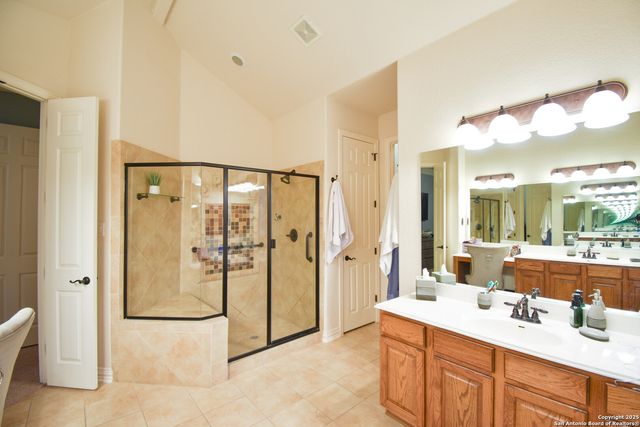 8803 Cherokee, Garden Ridge, TX 78266