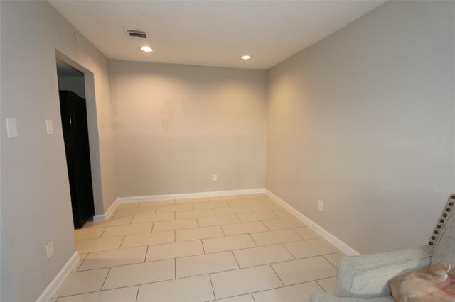 9556 Windswept Lane 9556, Houston, TX 77063