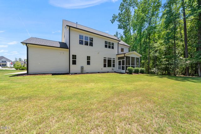 908 Autumn Season Lane, Apex, NC 27523
