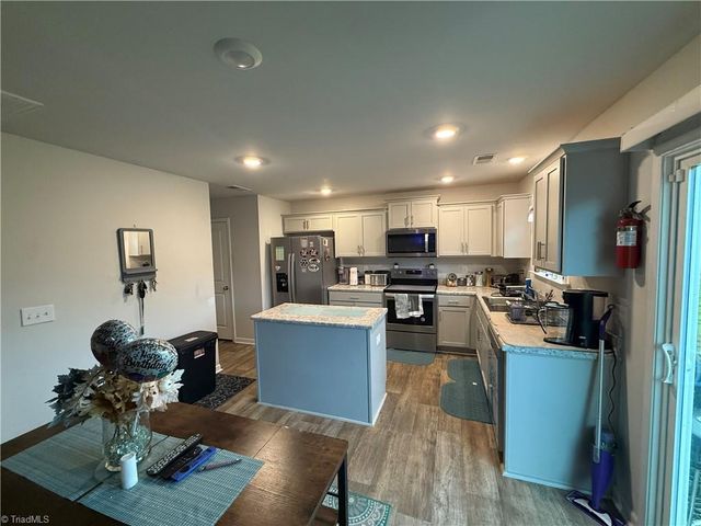 192 Sparrow Lane 7, Lexington, NC 27295