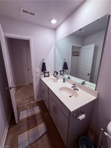 192 Sparrow Lane 7, Lexington, NC 27295
