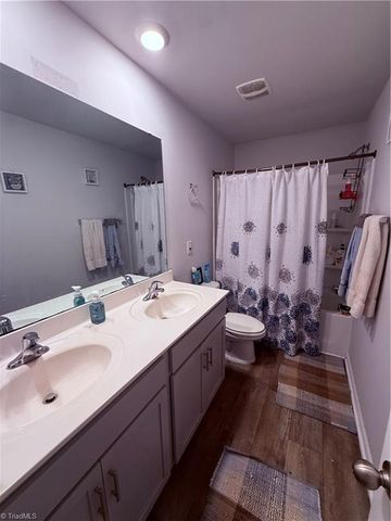 192 Sparrow Lane 7, Lexington, NC 27295