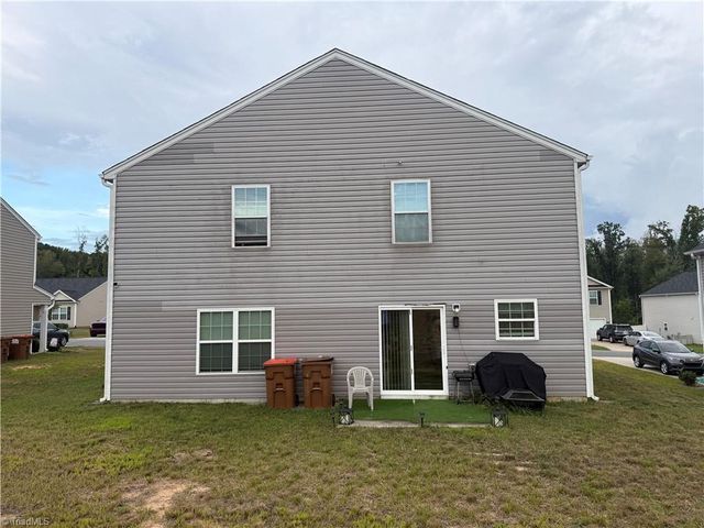 192 Sparrow Lane 7, Lexington, NC 27295