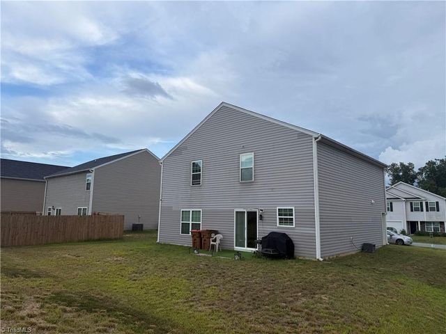 192 Sparrow Lane 7, Lexington, NC 27295